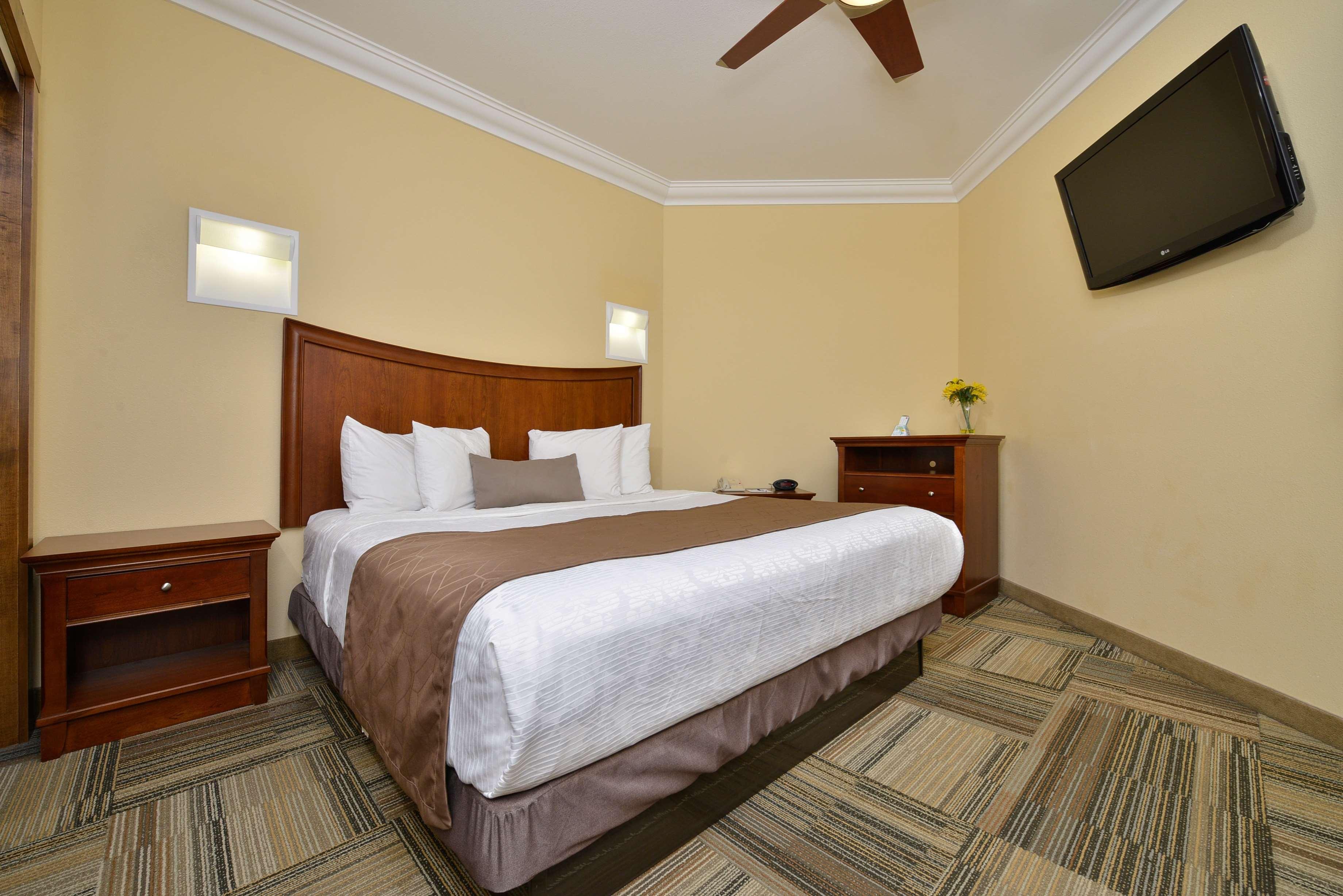Western Hotel 3*